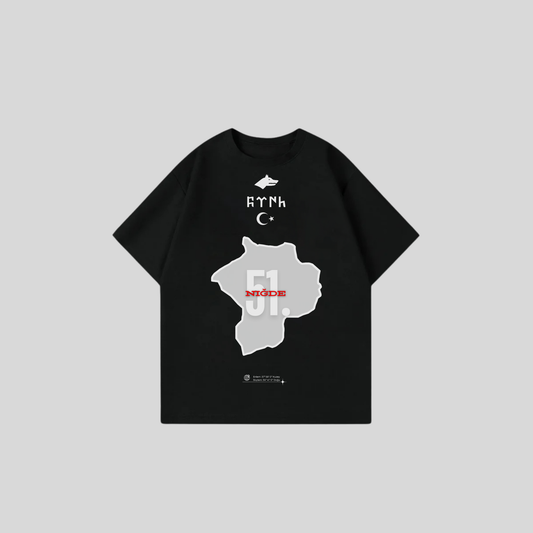 NIGDE 51 - Oversize Shirt Frontprint